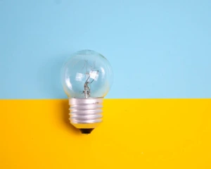 Споживачі у п'яти областях лишилися без світла унаслідок російських обстрілів